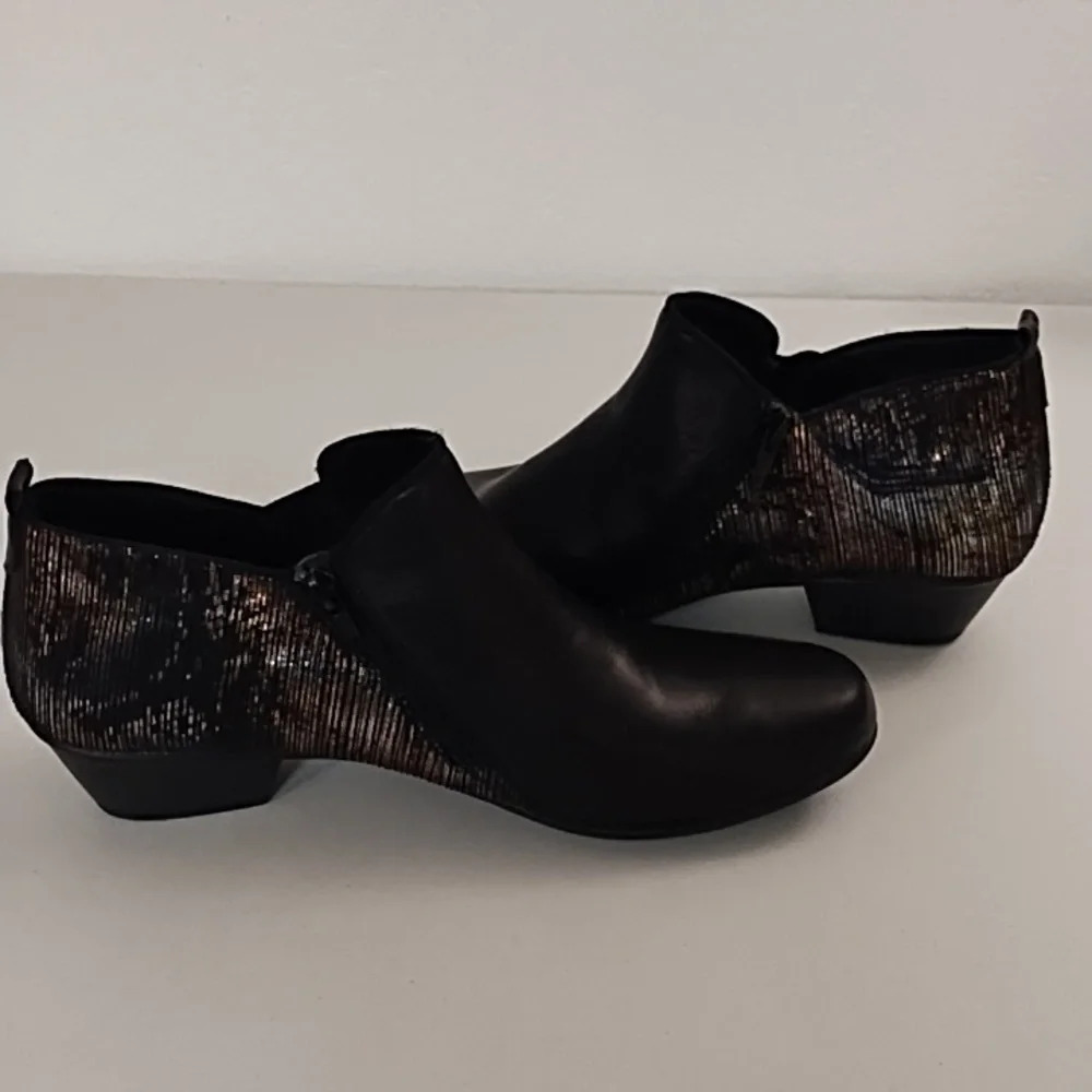Remonte Black and Brown Ankle Boots - Picture 6 of 12